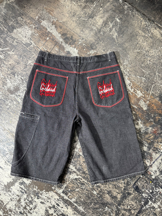 (40) Marithé François Girbaud Charcoal Embroidered Jorts