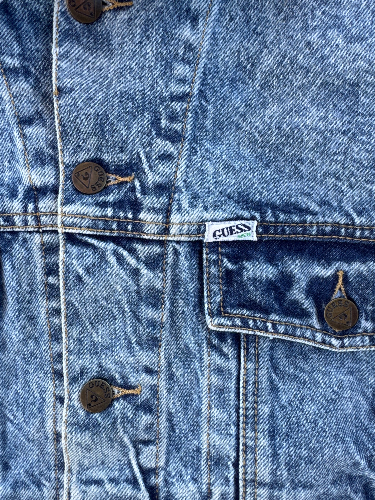 (L) Vintage Guess Acid Wash Denim Jacket