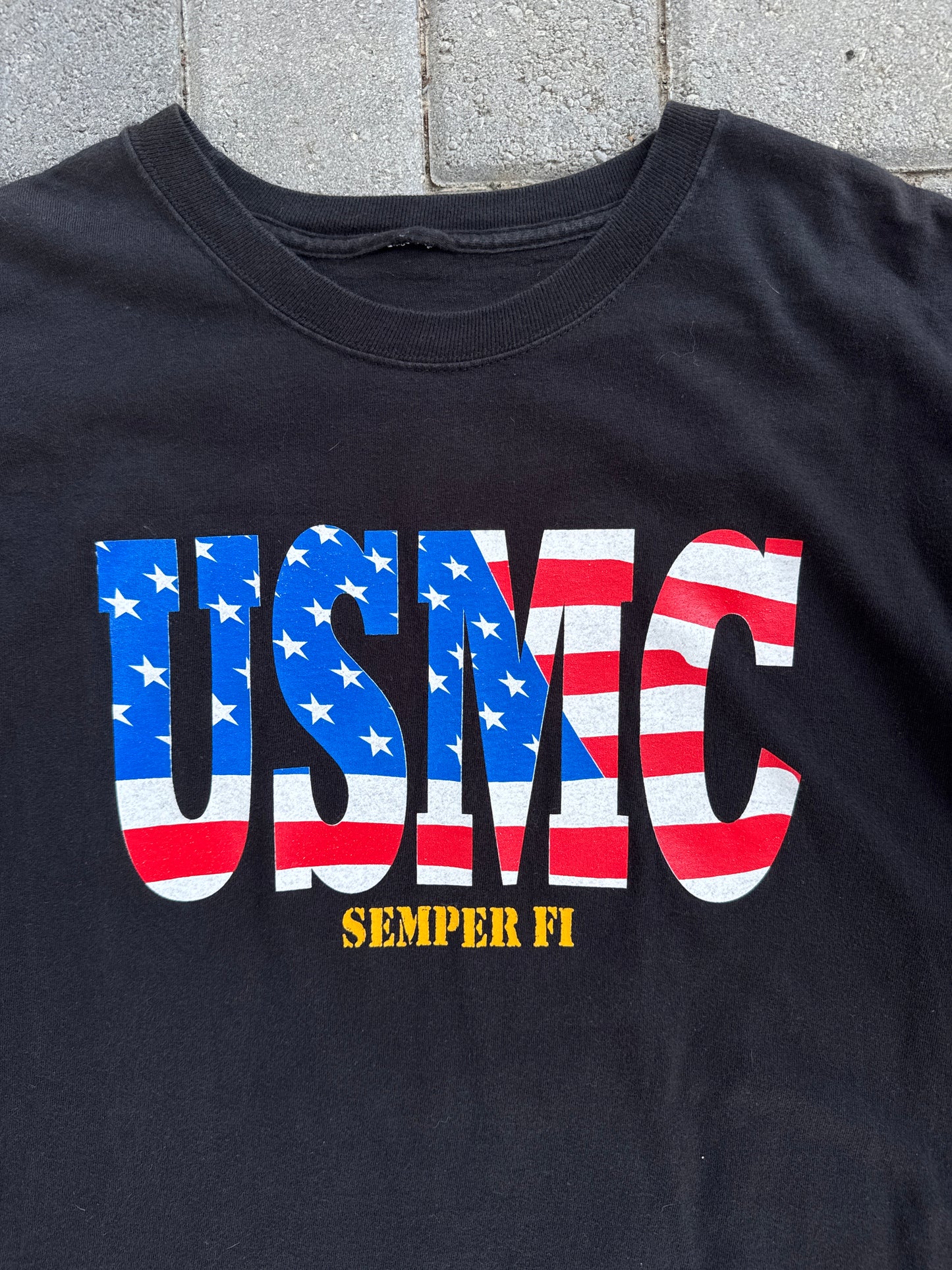 (L) USMC Black Tee