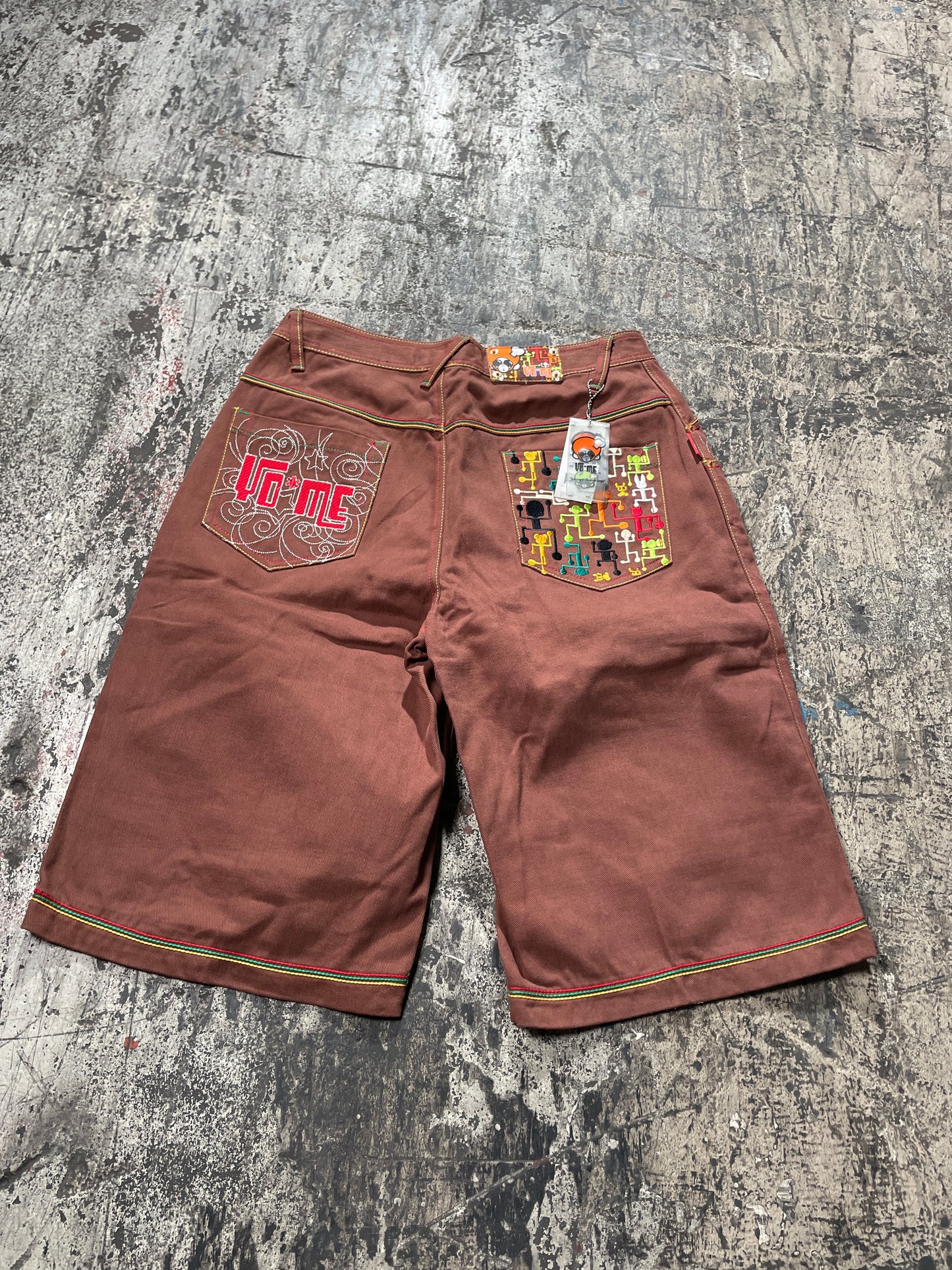 (34)Yo Me Brown Embroidered Deadstock Shorts