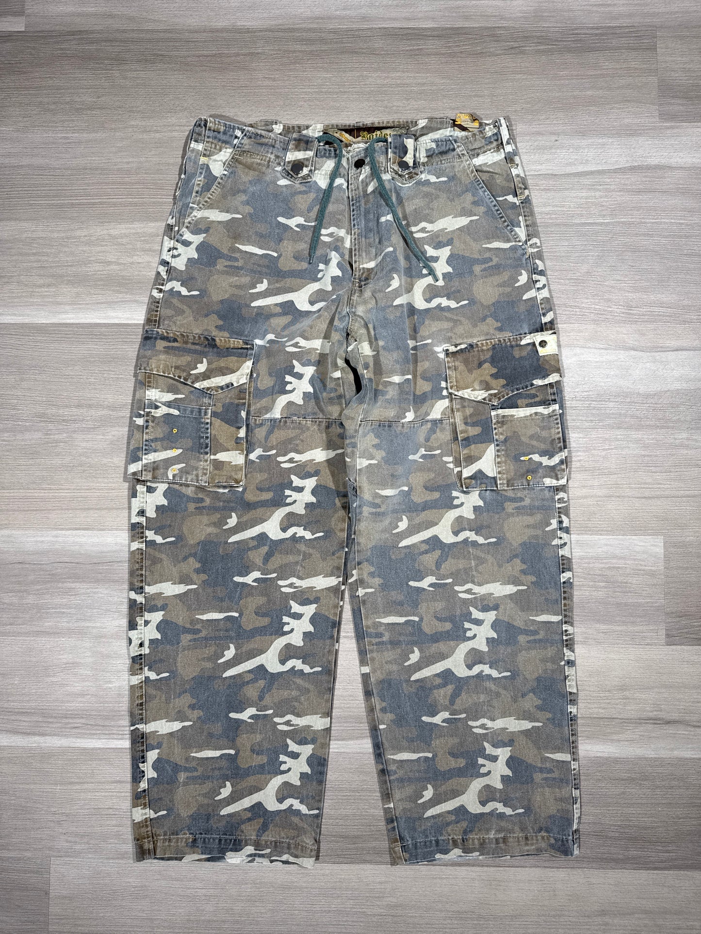 (38x32) Raider Camo Y2K Baggy Cargos