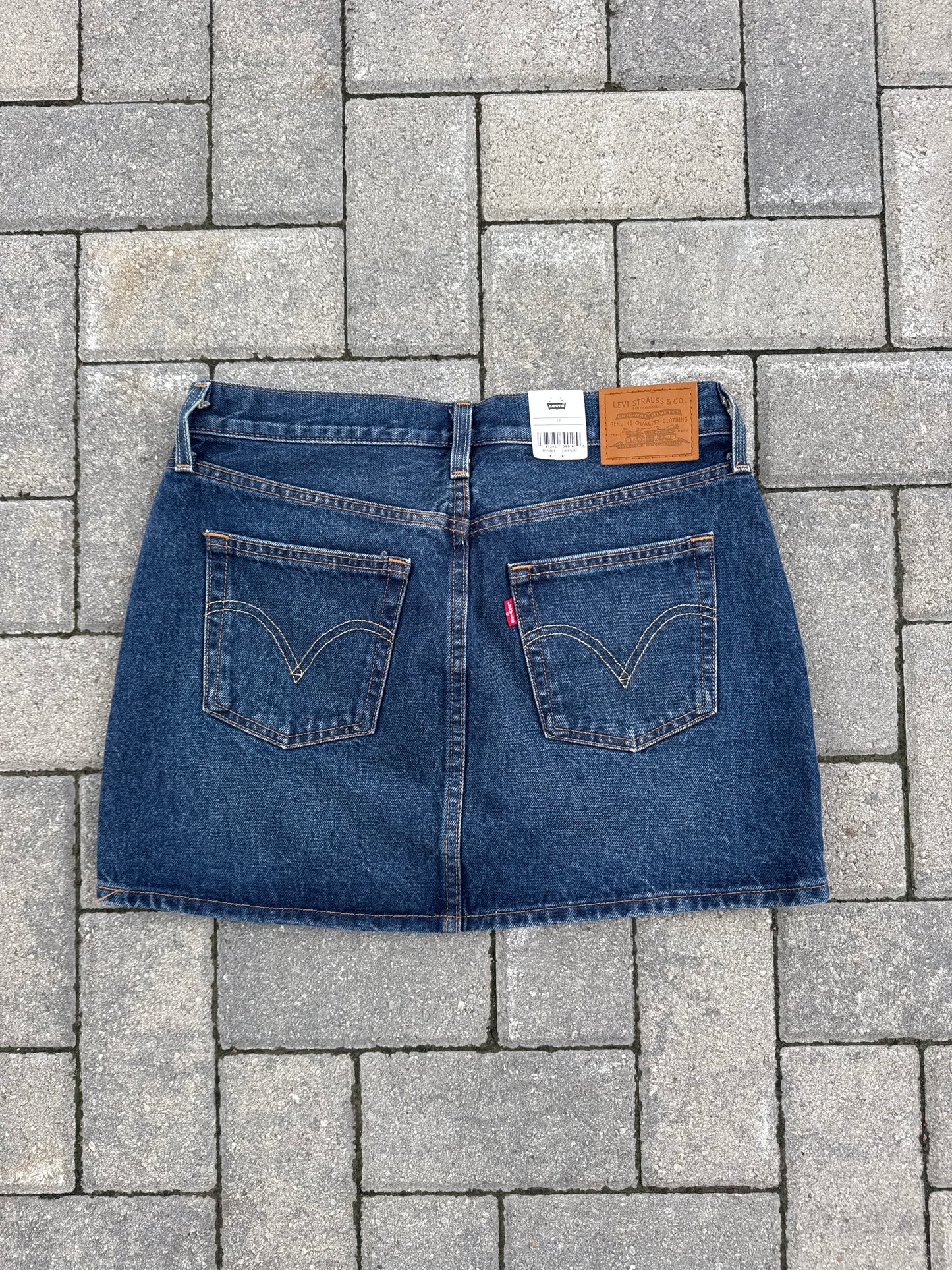 (27) Levi’s Icon Denim Skirt