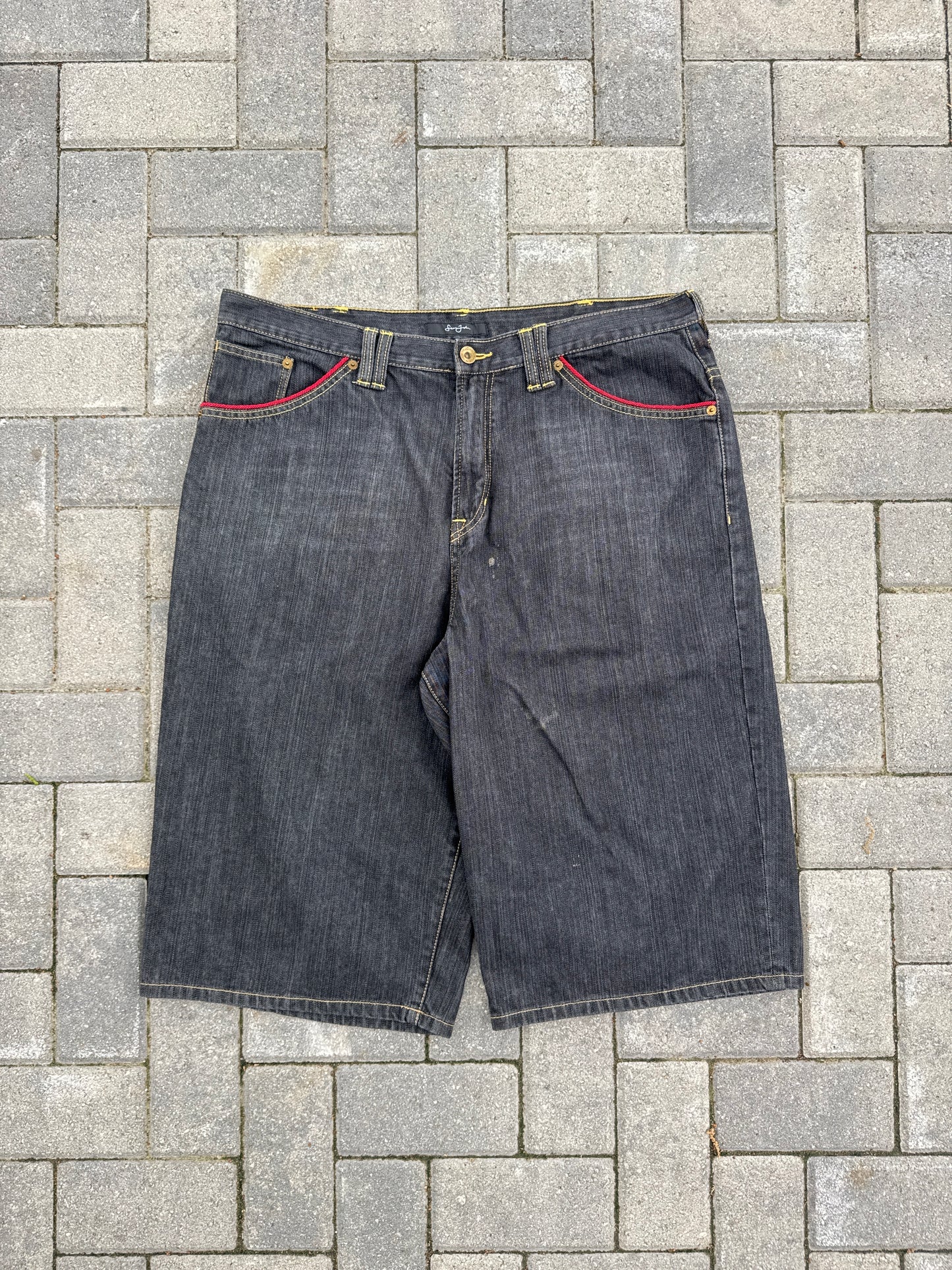 (40) Sean John Y2K Jorts