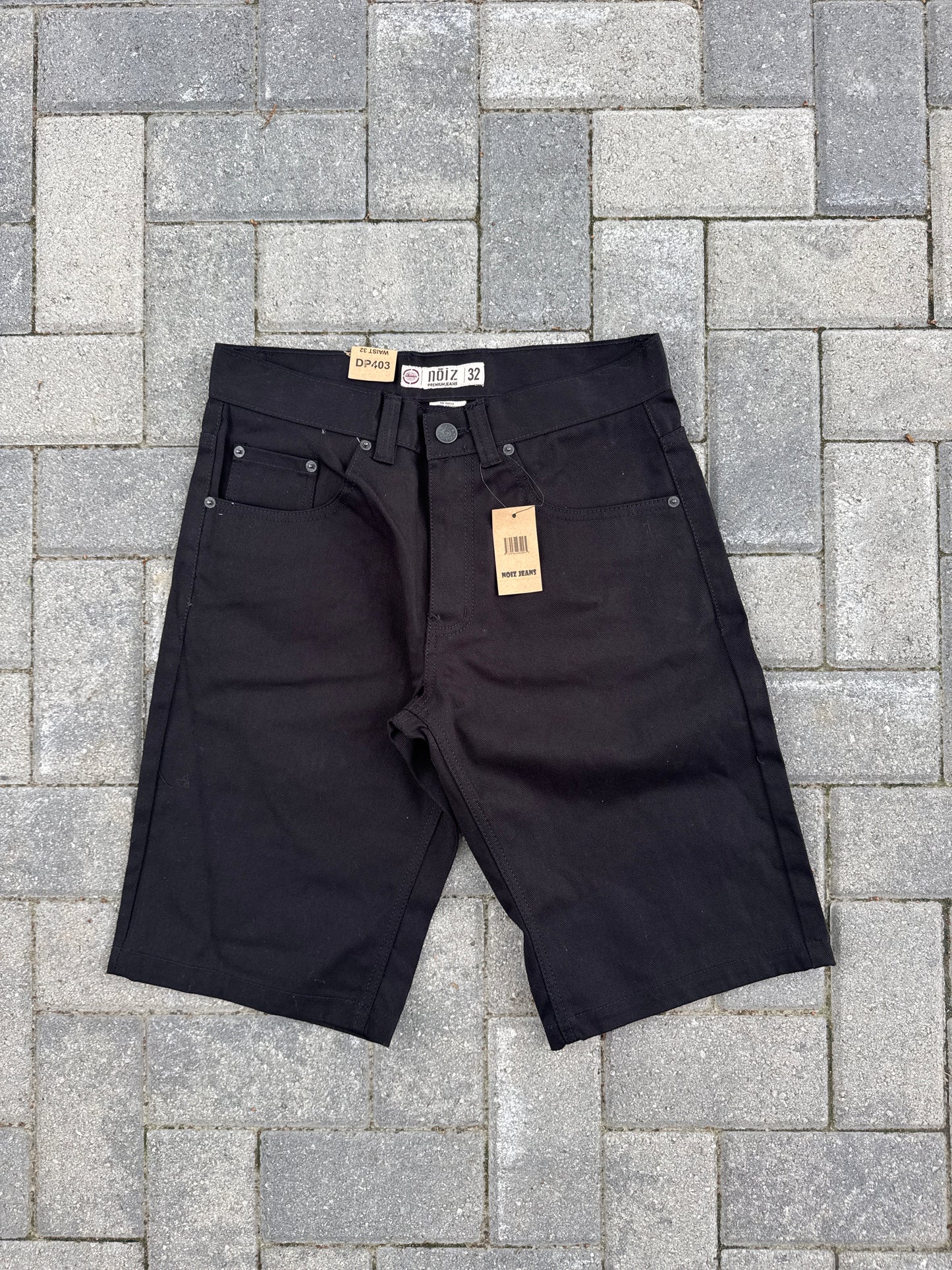 (32) Nōiz Y2K Jorts