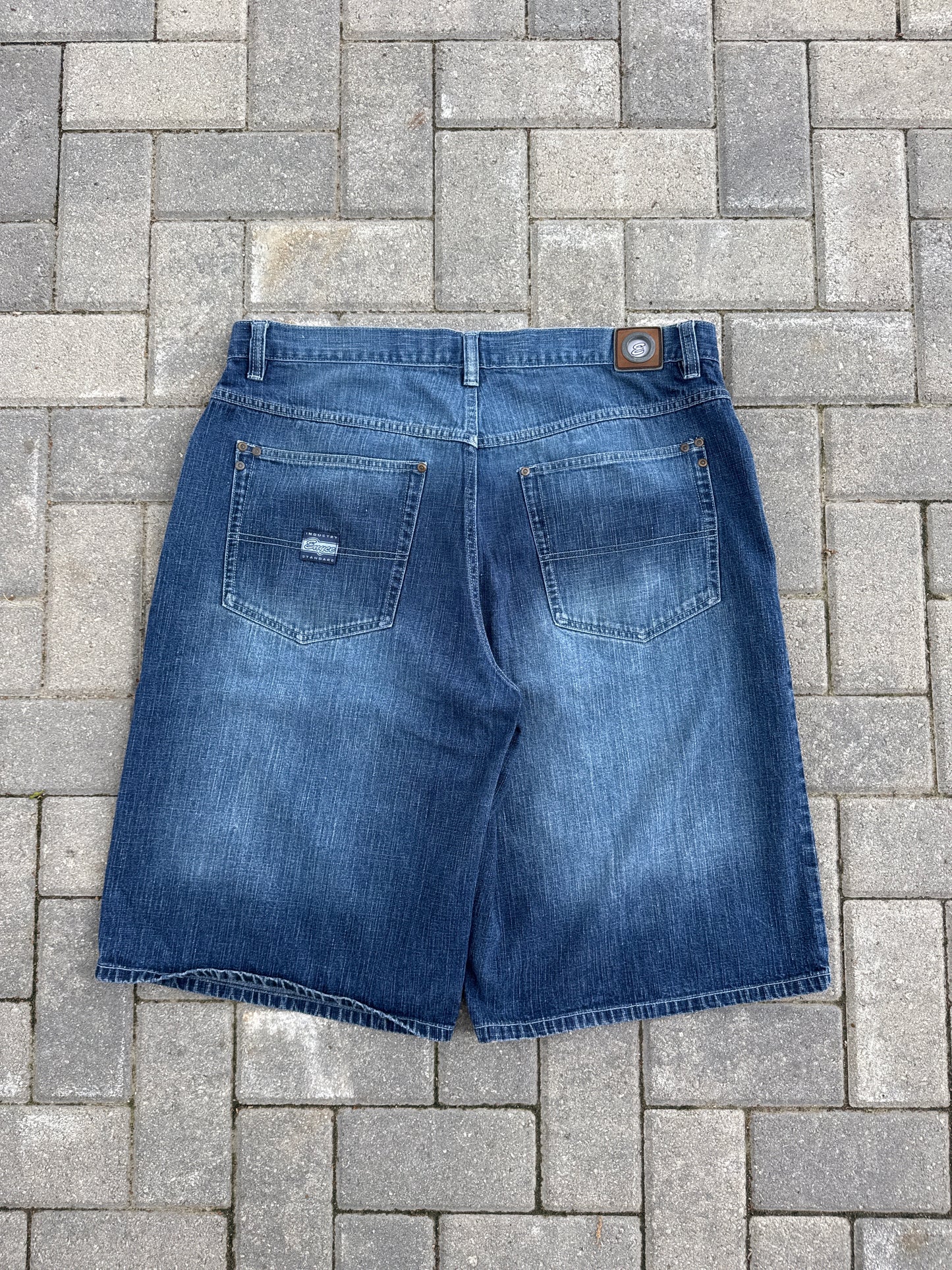 (38) Enyce Y2K Skater Jorts
