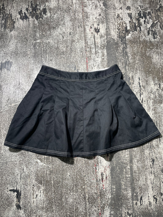 (32) Dickies Skirt