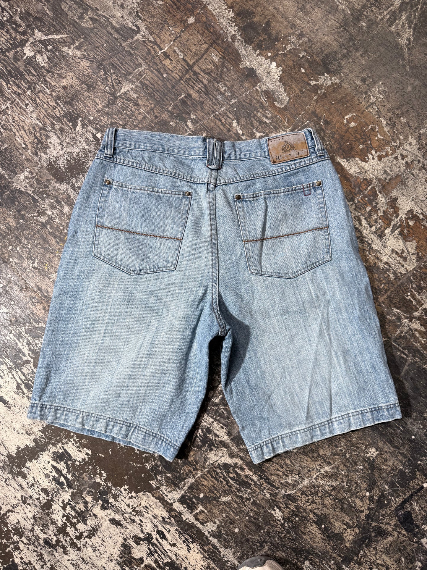 (36)Reunion Jorts