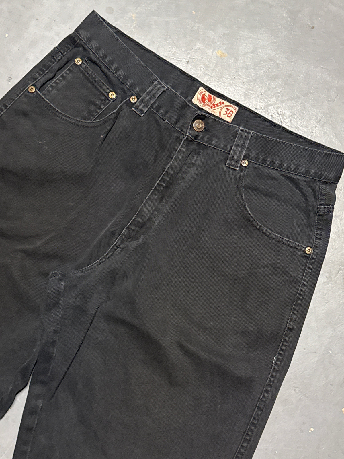 (36) DTEK Jeans
