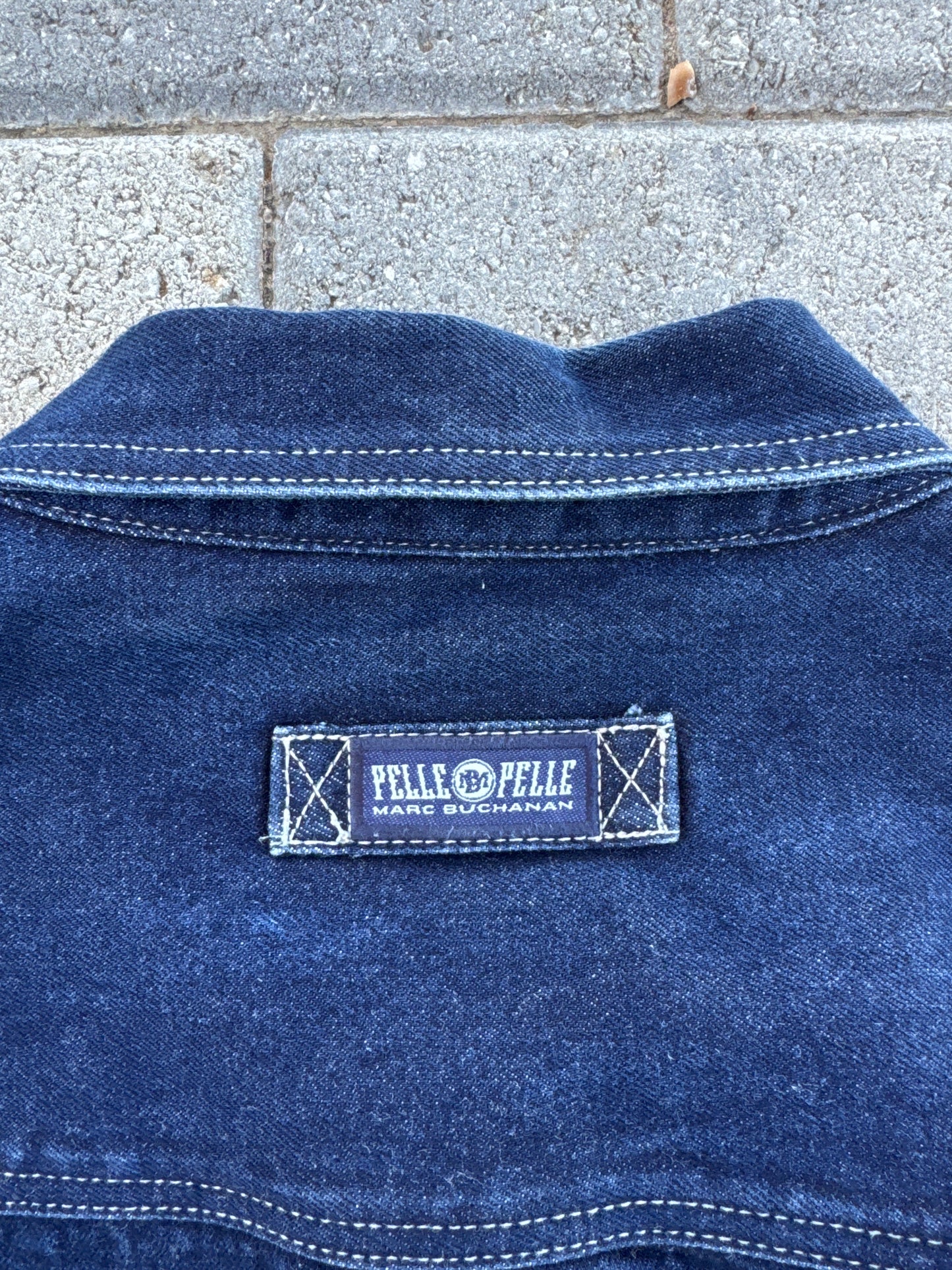 (XL) Y2K Pelle Pelle Denim Jacket