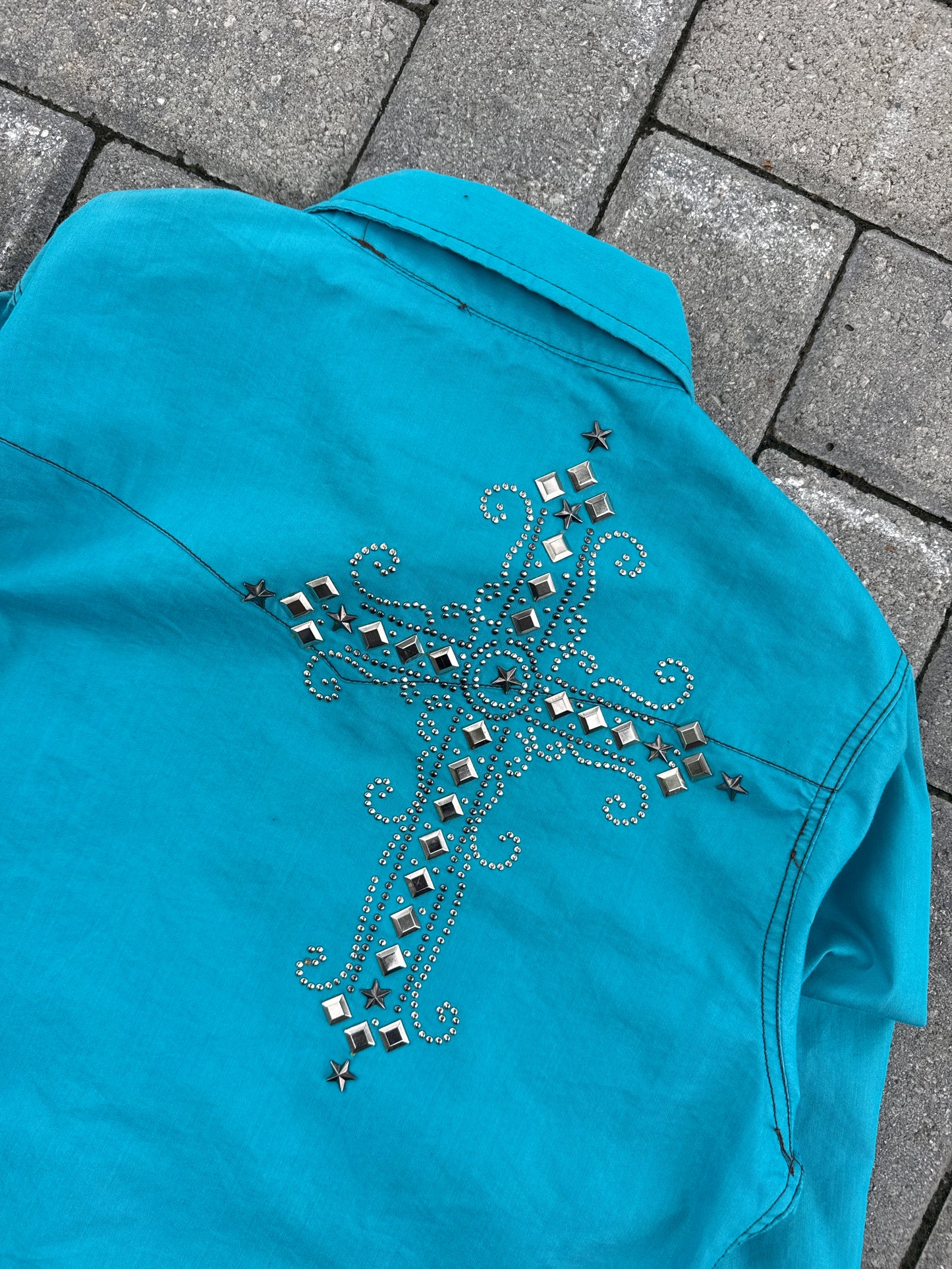 (M) Cow Girl Hardware Gemmed Button-Up Shirt