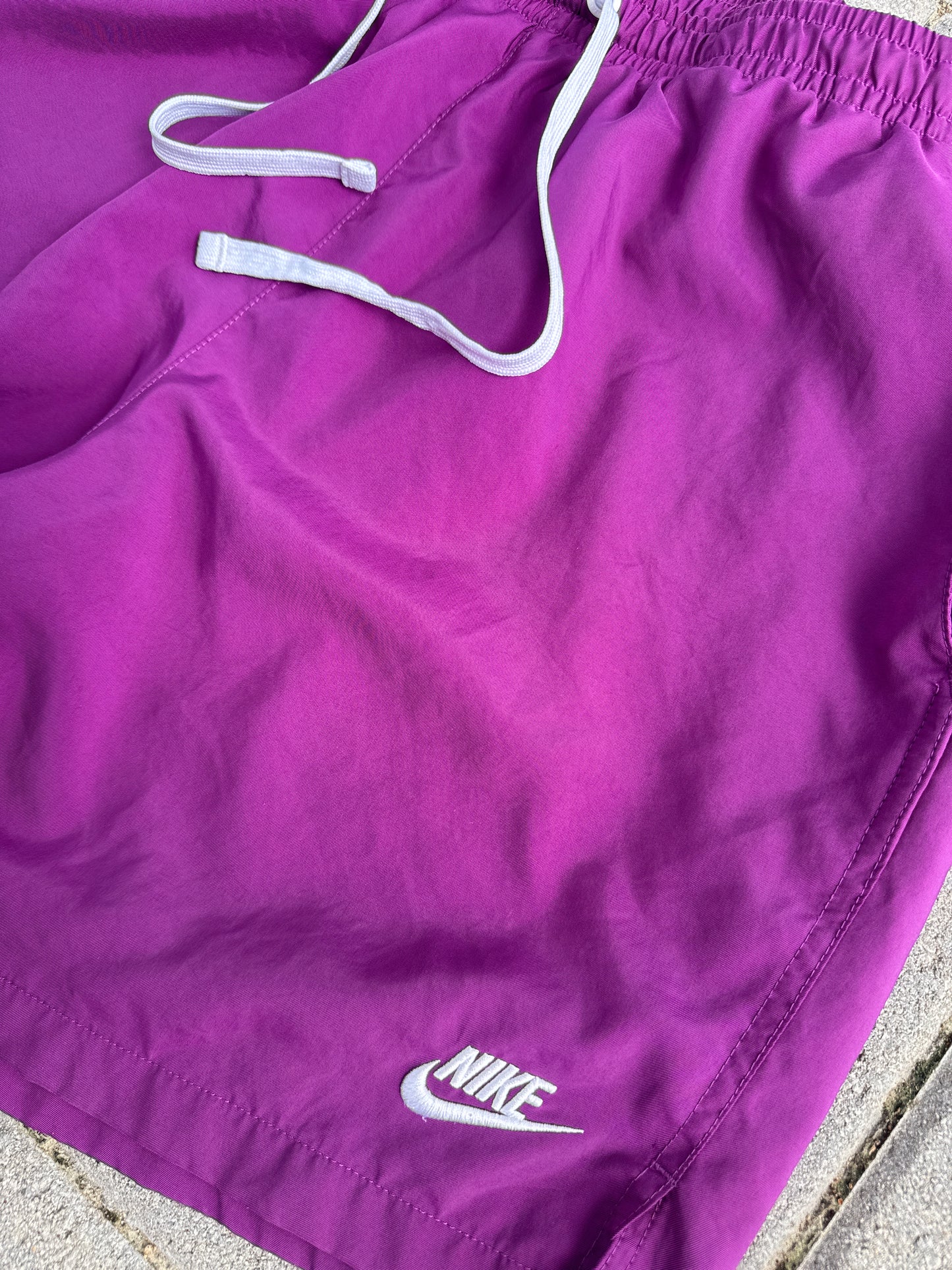 (L) Purple Nike Shorts