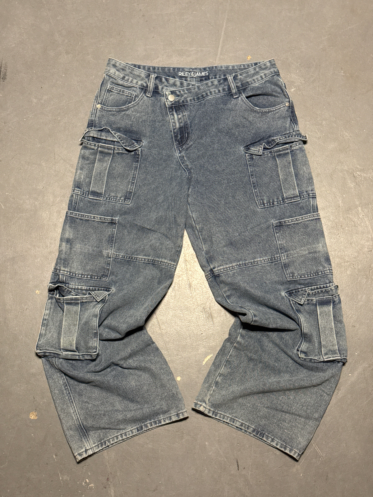(33x32) Riley & James Baggy Denims