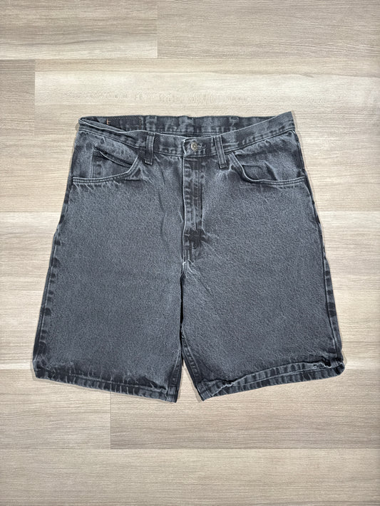 (34) Black Wrangler Jorts