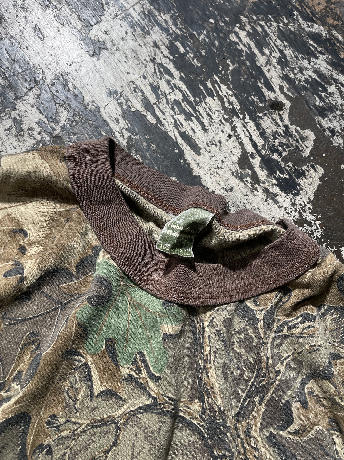 (XL) Vintage Camo Green Advantage