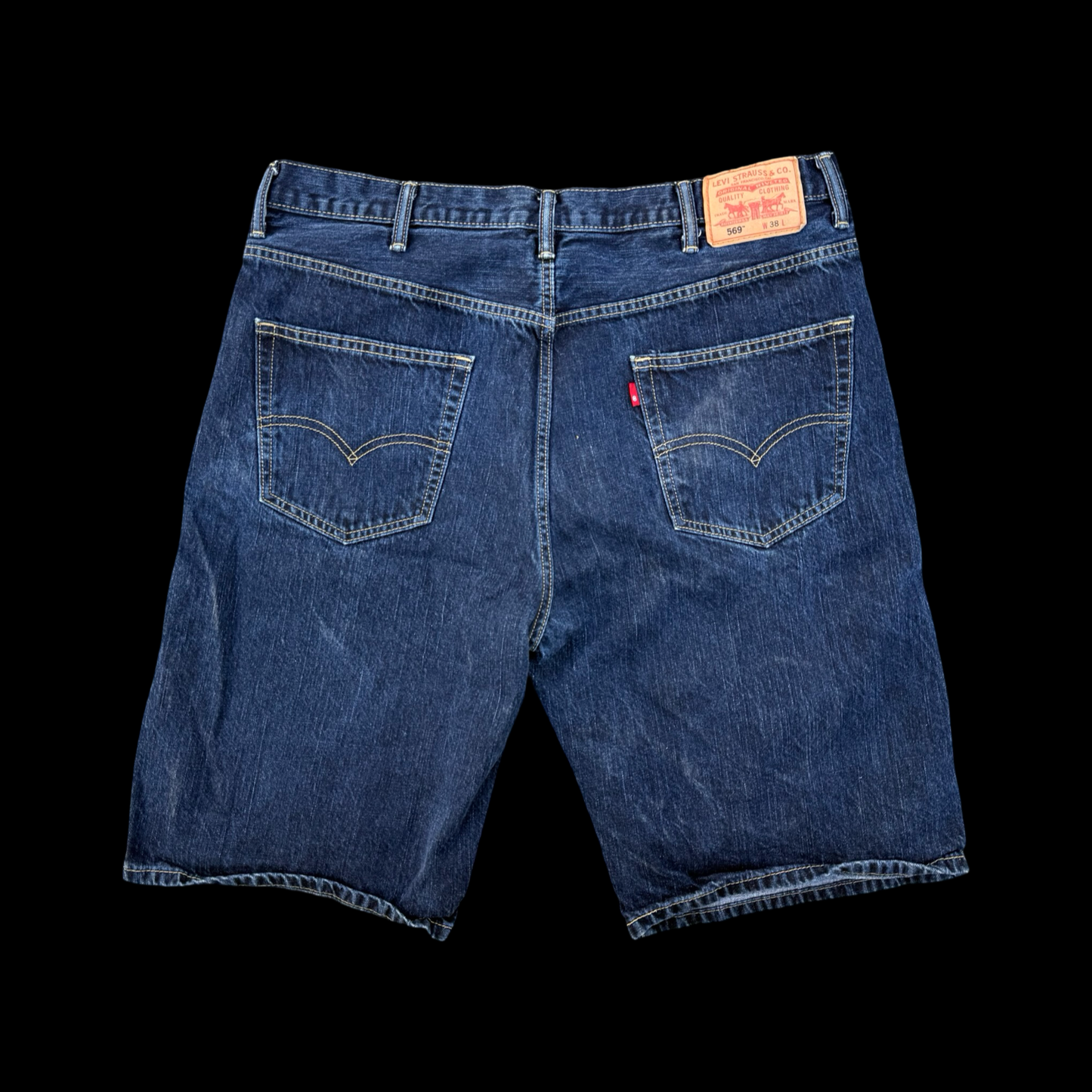 (38) 569 Levi’s Jorts