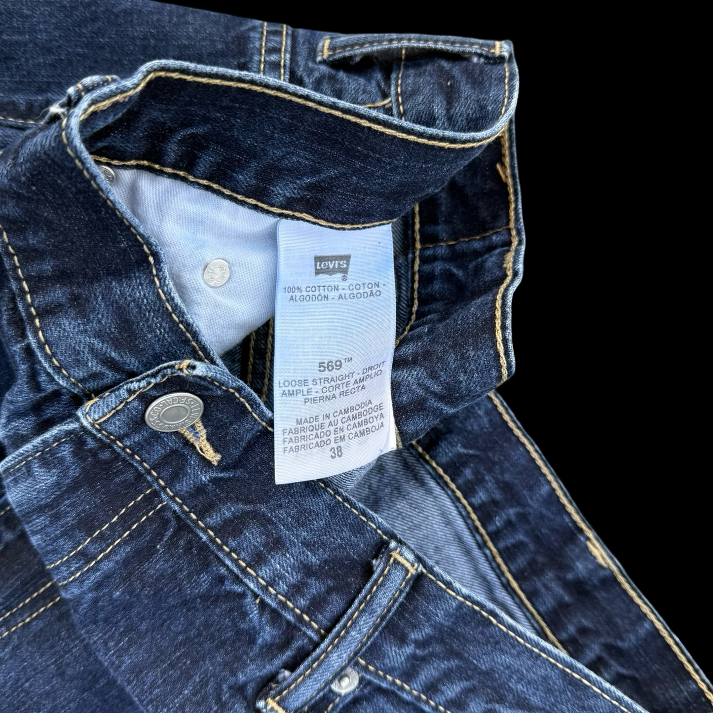 (38) 569 Levi’s Jorts
