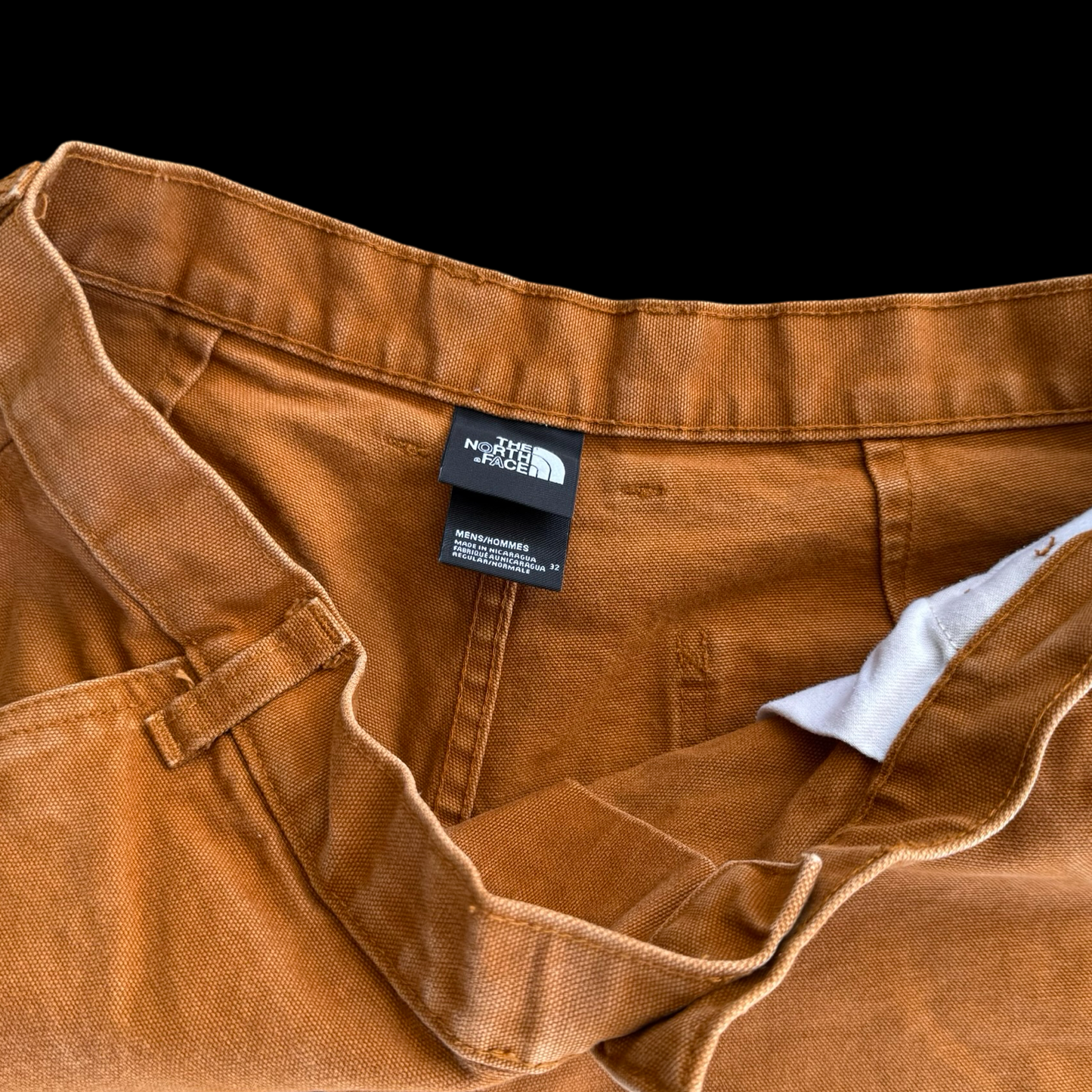 (32) Khaki The North Face Carpenter Jorts